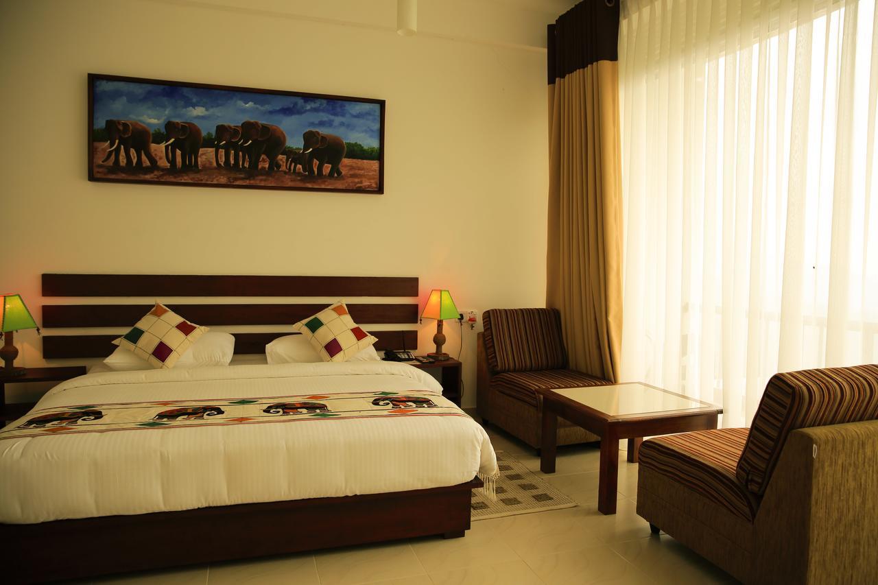 Thuruliya Hotel Ramboda Bagian luar foto